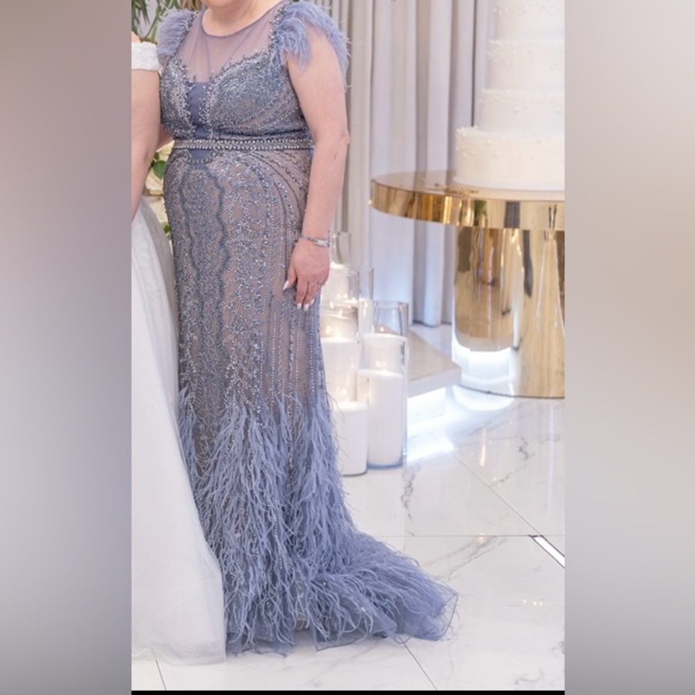 Jovani Elegant Blue Gray Feathered Evening Gown Size 16